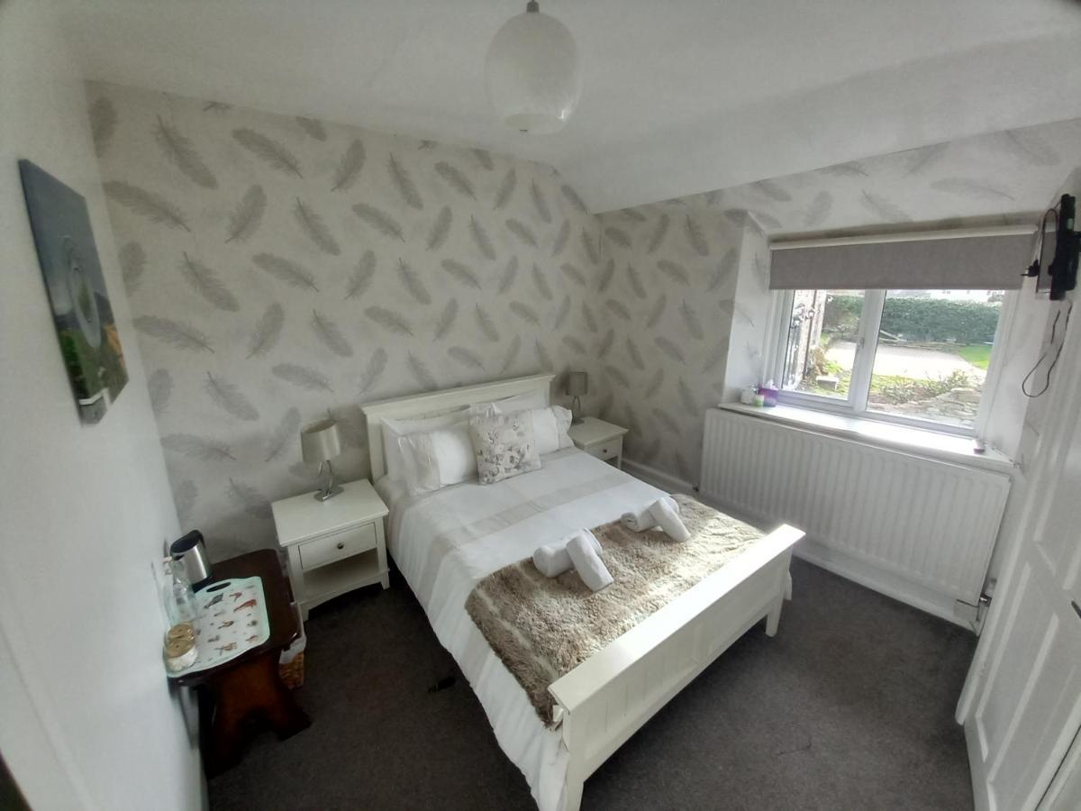 The Crown Inn Wentnor ภายนอก รูปภาพ