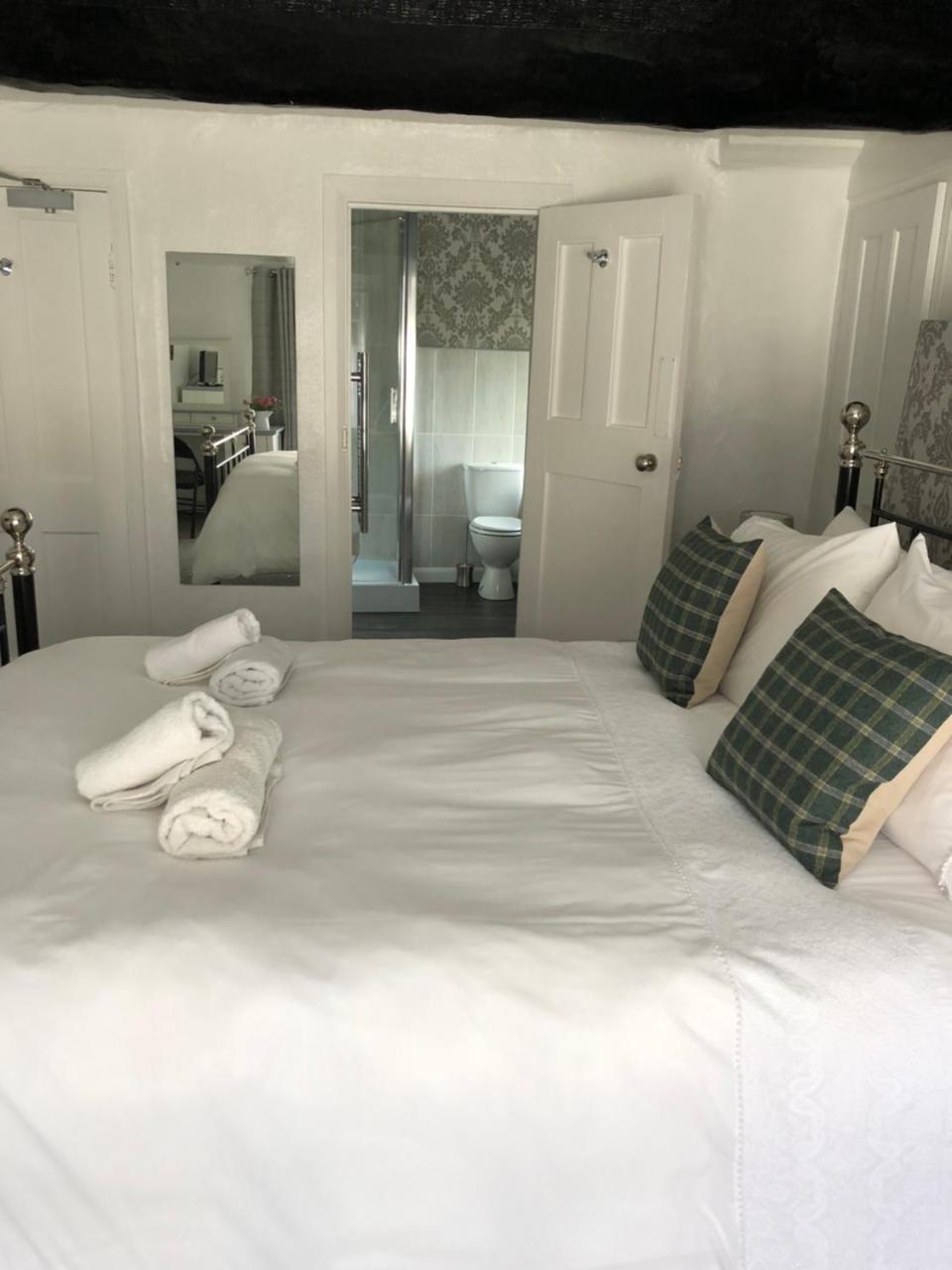 The Crown Inn Wentnor ภายนอก รูปภาพ